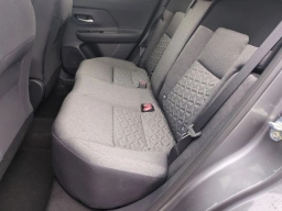 Nissan Kicks SV FWD 2026