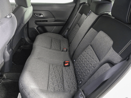 Nissan Kicks SV FWD 2026