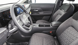 Nissan Kicks SV FWD 2026