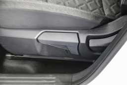 Nissan Kicks SV FWD 2026