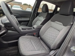 Nissan Kicks SV FWD 2026