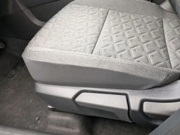 Nissan Kicks SV FWD 2026