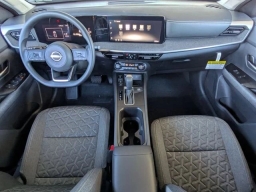 Nissan Kicks SV FWD 2026