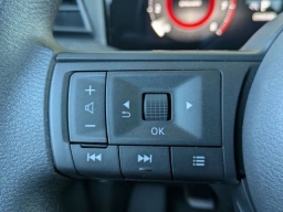 Nissan Kicks SV FWD 2026