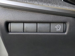 Nissan Kicks SV FWD 2026