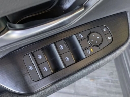 Nissan Kicks SV FWD 2026