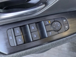 Nissan Kicks SV FWD 2026