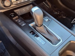 Nissan Kicks SV FWD 2026