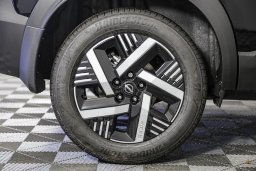 Nissan Kicks SV FWD 2026