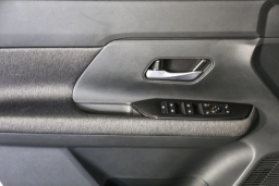 Nissan Kicks SV FWD 2026