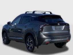 Nissan Kicks SV FWD 2026