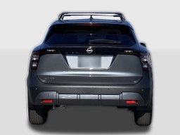 Nissan Kicks SV FWD 2026