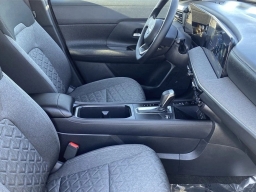 Nissan Kicks SV FWD 2026