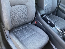 Nissan Kicks SV FWD 2026