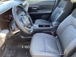 Nissan Kicks SV FWD 2026