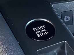 Nissan Kicks SV FWD 2026