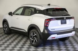 Nissan Kicks SV FWD 2026