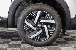 Nissan Kicks SV FWD 2026