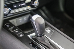 Nissan Kicks SV FWD 2026