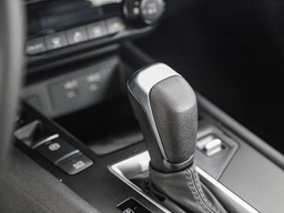 Nissan Kicks SV FWD 2026