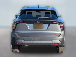 Nissan Kicks SR FWD 2026