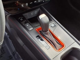 Nissan Kicks SR FWD 2026