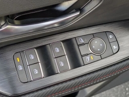 Nissan Kicks SR FWD 2026