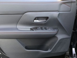 Nissan Kicks SR FWD 2026