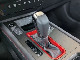 Nissan Kicks SR FWD 2026