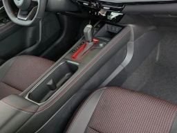 Nissan Kicks SR FWD 2026