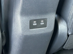 Nissan Kicks SR FWD 2026