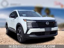 Nissan Kicks SR FWD 2026