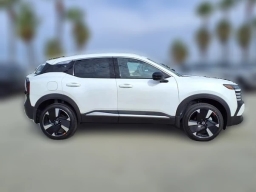 Nissan Kicks SR FWD 2026