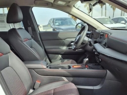 Nissan Kicks SR FWD 2026