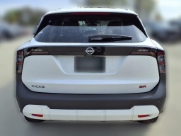 Nissan Kicks SR FWD 2026