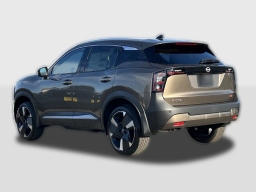 Nissan Kicks SR FWD 2026