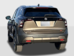 Nissan Kicks SR FWD 2026