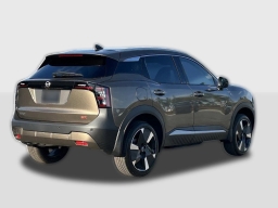 Nissan Kicks SR FWD 2026