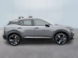 Nissan Kicks SR AWD 2026