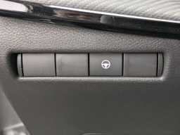 Nissan Kicks SR AWD 2026