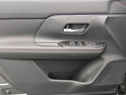 Nissan Kicks SR AWD 2026