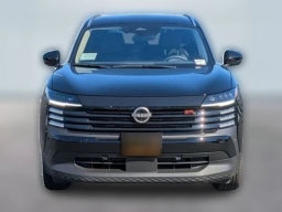 Nissan Kicks SR AWD 2025