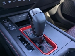 Nissan Kicks SR AWD 2025