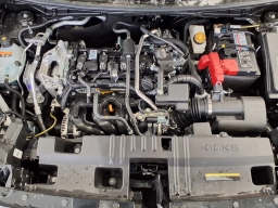 Nissan Kicks SR AWD 2026