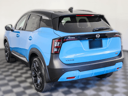 Nissan Kicks SR FWD 2026