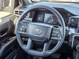 Toyota Tacoma 2WD SR5 Double Cab 5' Bed AT (Natl) 2026