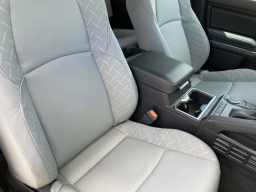 Toyota Tacoma 2WD SR5 Double Cab 5' Bed AT (Natl) 2026