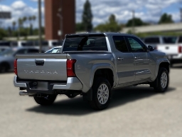 Toyota Tacoma 2WD SR5 Double Cab 5' Bed AT (Natl) 2026