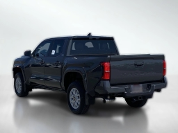 Toyota Tacoma 2WD SR5 Double Cab 6' Bed AT (Natl) 2026