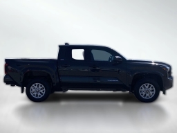 Toyota Tacoma 2WD SR5 Double Cab 6' Bed AT (Natl) 2026